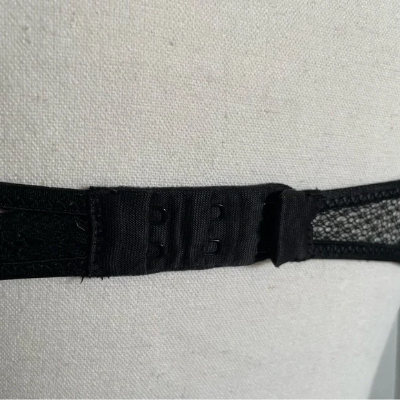 Victoria's Secret Sexy Sheer Mesh Scoop Neck Bralette Women’s XS Black Wireless - Picture 8 of 13